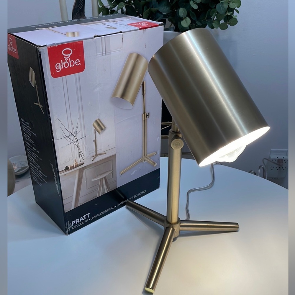 Globe Electric 52097 Pratt Brass Desk Lamp